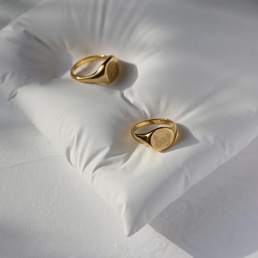 Amaiyllish 18K Gold Stamp Ring - Butterfly