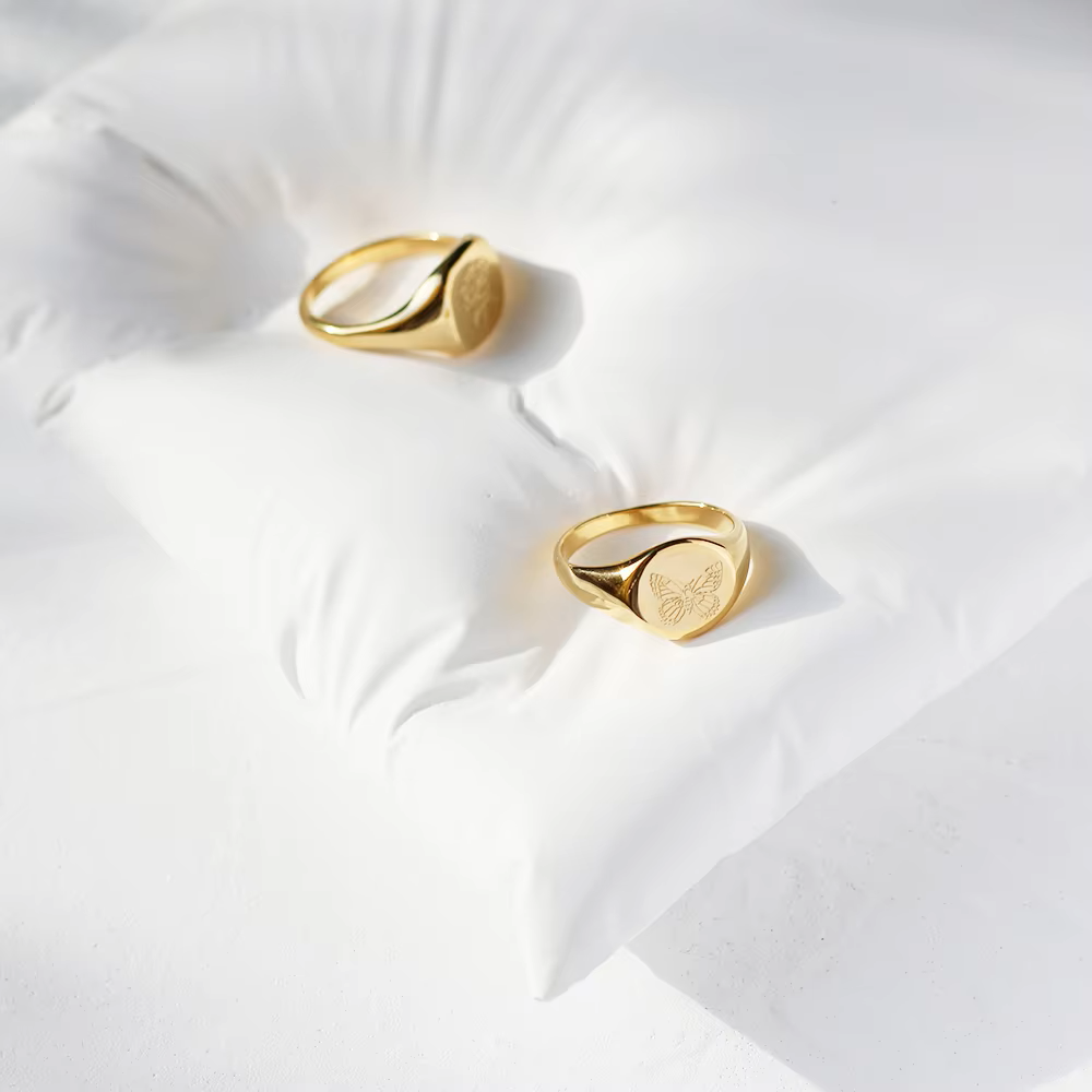 Amaiyllish 18K Gold Stamp Ring - Butterfly