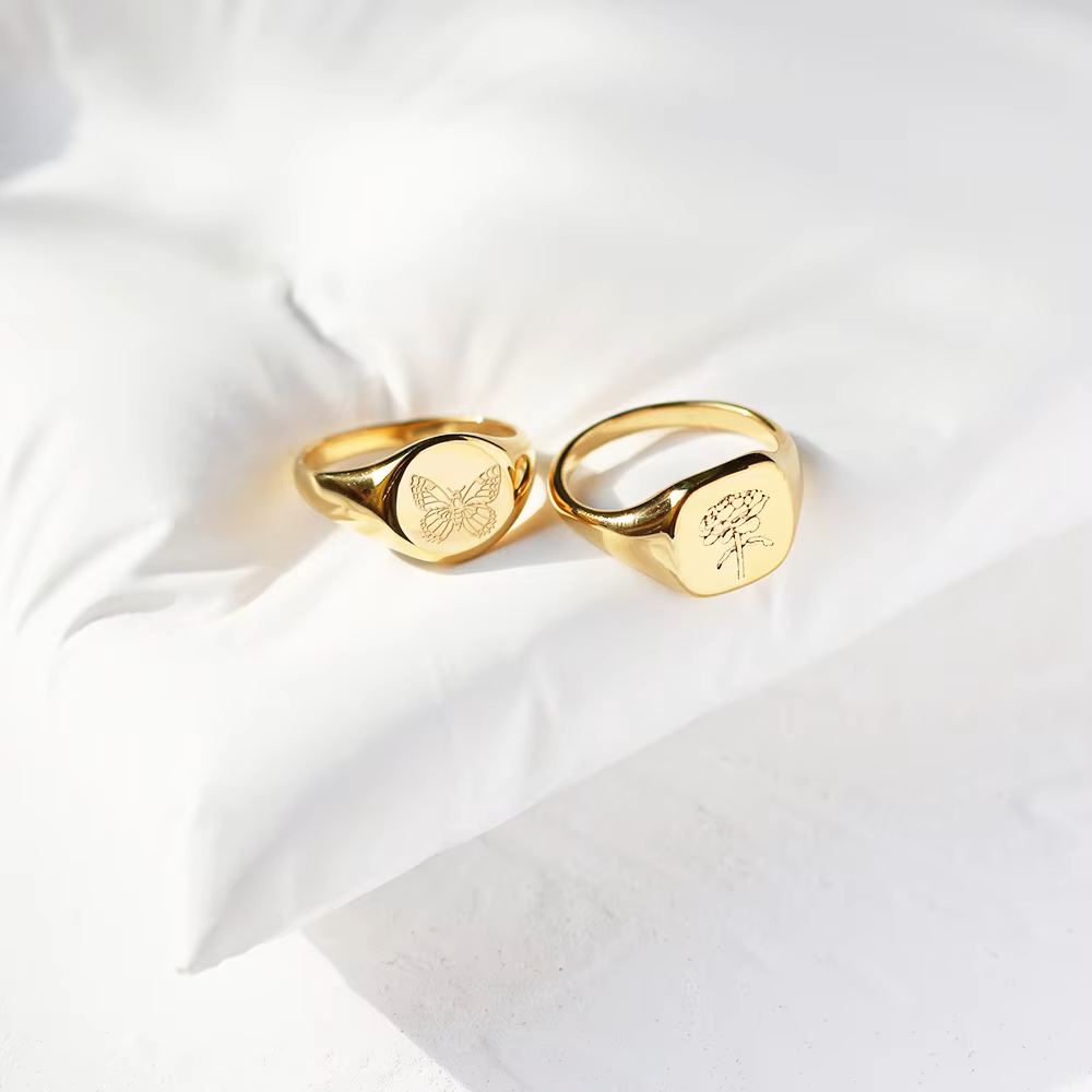 Amaiyllish 18K Gold Stamp Ring - Flower
