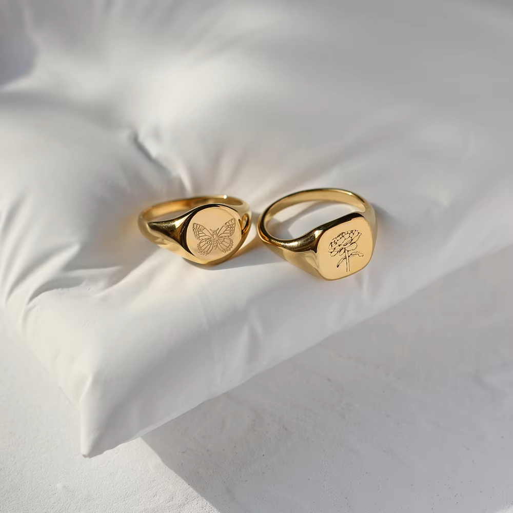 Amaiyllish 18K Gold Stamp Ring - Flower