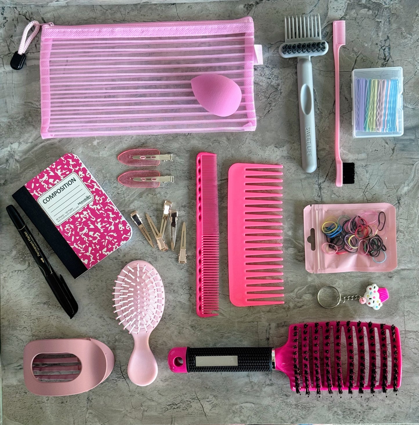 The Hairdresser Stash - Randomized Tools & Treasures