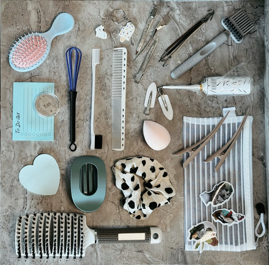 The Hairdresser Stash - Randomized Tools & Treasures